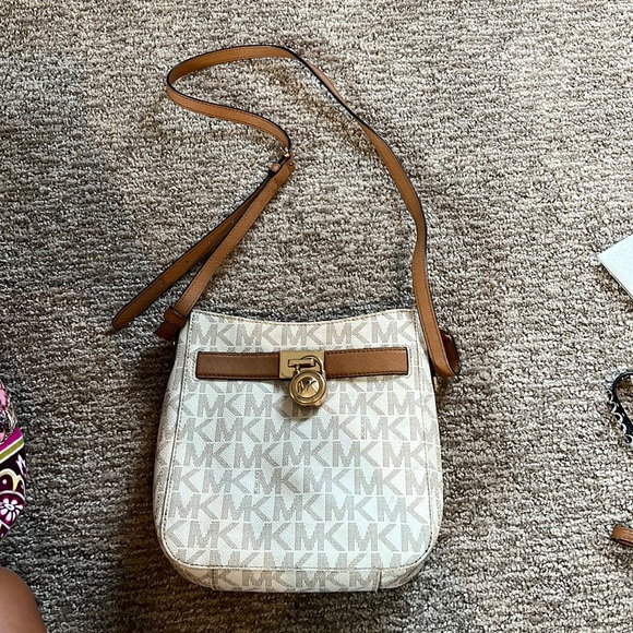 Michael Kors Handbags - MK Michael Kors Purse